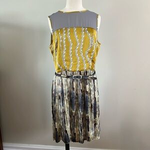 BCBGMaxazria Lightweight Pleater Skirt Mesh Top Belted Dress Sz M